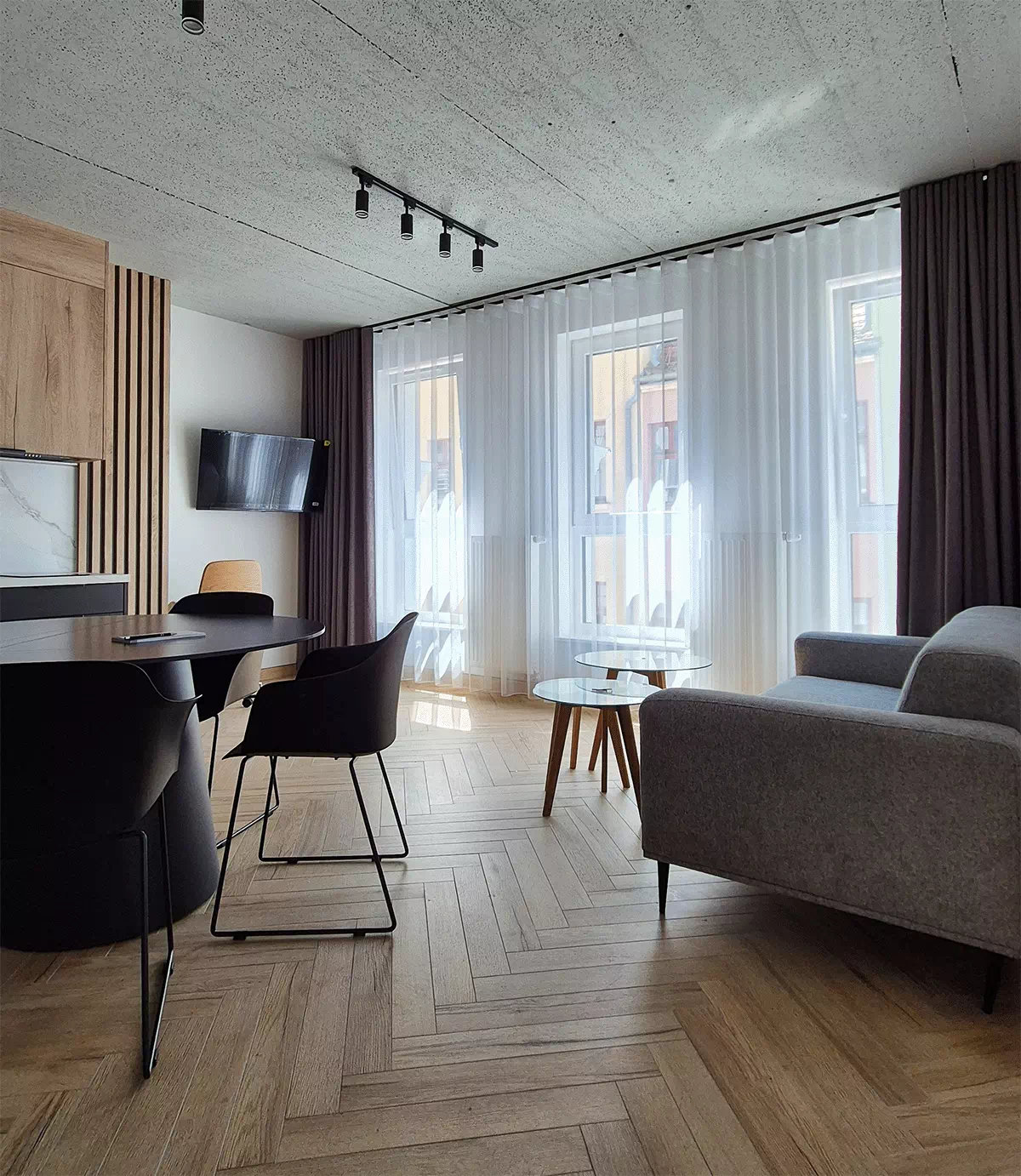 firana przepuszczająca światło Adeline